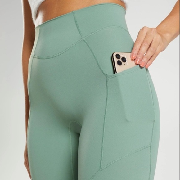 Gymshark x Whitney Simmons Pocket Leggings Size XS Leaf Green - Picture 2 of 12